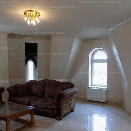 Bed & Breakfast Butterfly Penthouse